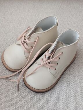 Children's Cream Lace-Up Ankle Boots Josmo Size 5